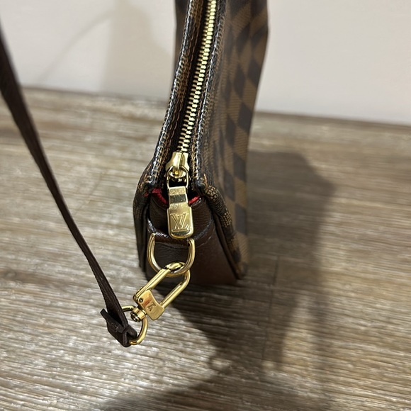 Louis Vuitton Damier Ebene Trousse - Picture 7 of 7